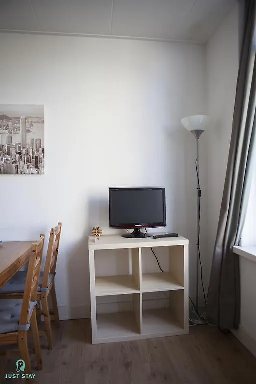 Just Stay - Central Apartment West Kruiskade Rotterdam Netherlands